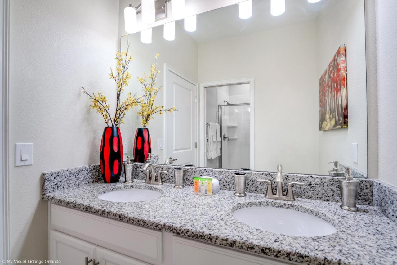 Stunning Lakeview Townhome W Private Pool คิสซิมมี ภายนอก รูปภาพ