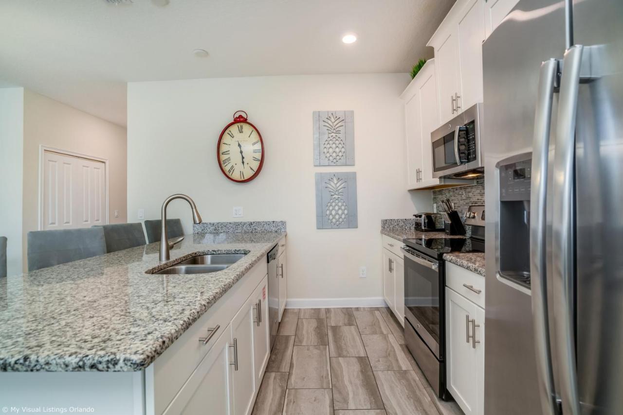 Stunning Lakeview Townhome W Private Pool คิสซิมมี ภายนอก รูปภาพ